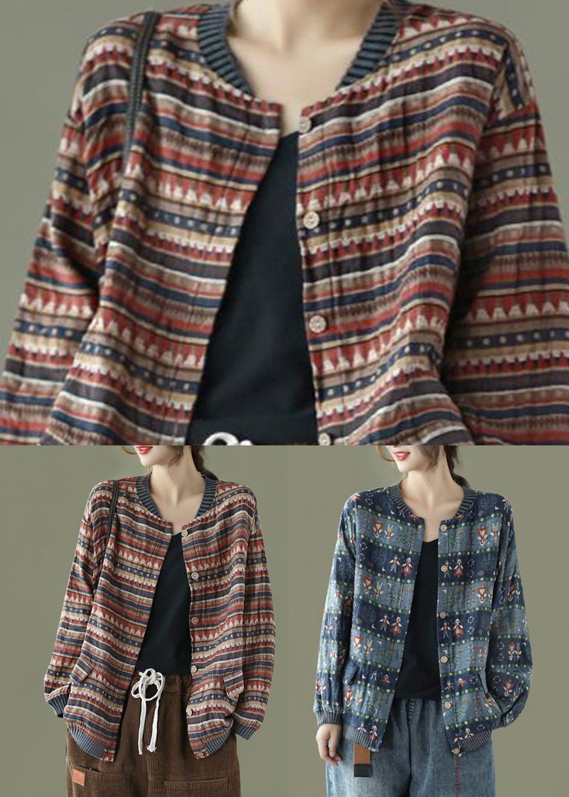 Well Tailored Coat with a Graceful Silhouette