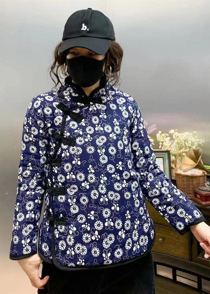 Beautifully Finished Coat in a Timeless Design