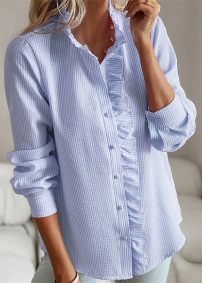 Classic Vintage Shirt with a Flattering Fit
