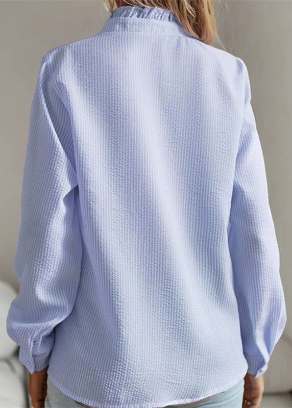 Classic Vintage Shirt with a Flattering Fit
