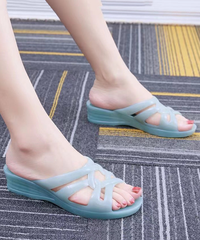 Graceful Orthopedic Sandals for Modern Look