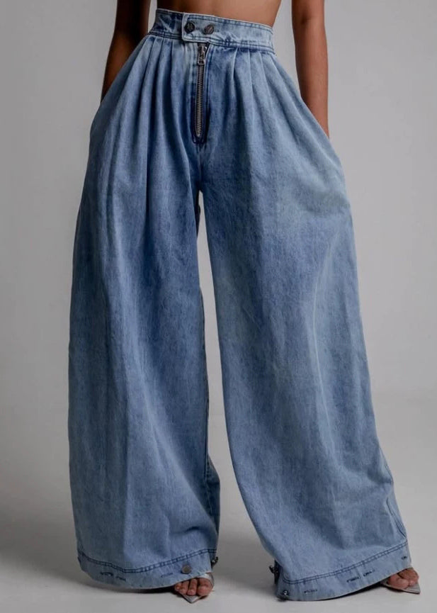 Sophisticated Pants with a Clean Classic Look