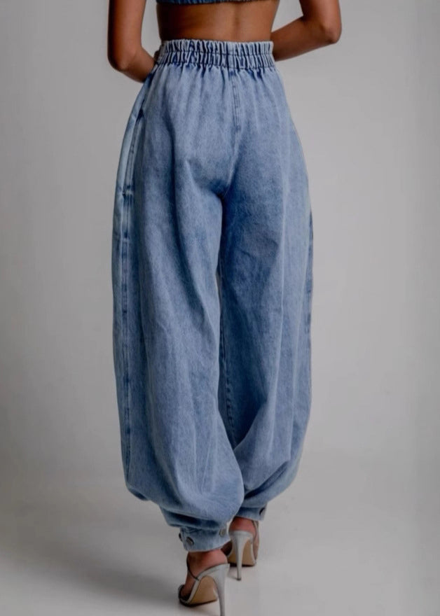 Sophisticated Pants with a Clean Classic Look