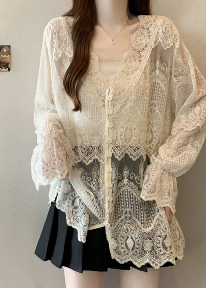 Classic Vintage Shirt with a Flattering Fit