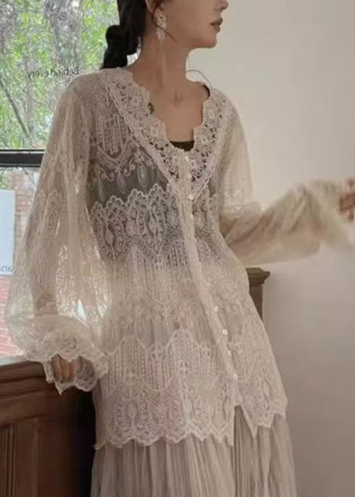 Classic Vintage Shirt with a Flattering Fit