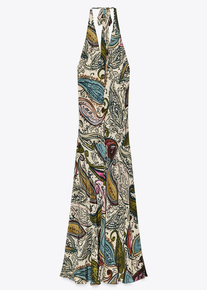 Gracefully Styled Dress for Any Occasion