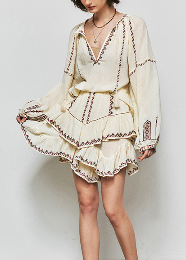 Effortlessly Elegant Garment with a Timeless Design