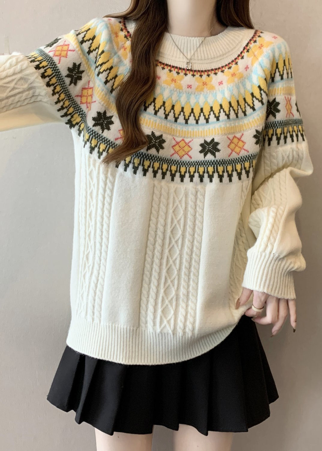 Elegantly Styled Pullover for Everyday Wear