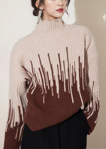 Well Tailored Sweater with a Graceful Silhouette