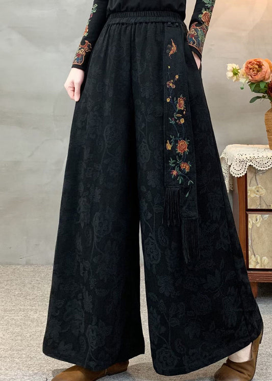 Well Tailored Pants with a Graceful Silhouette