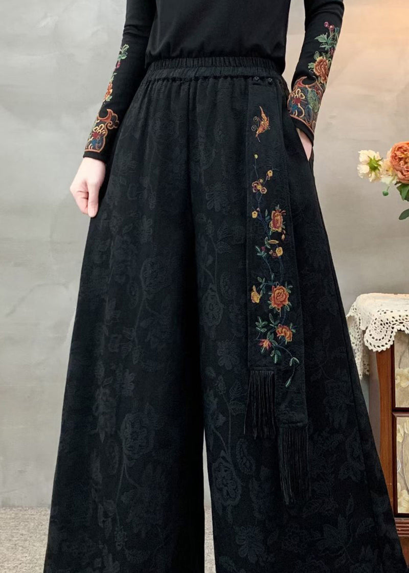 Well Tailored Pants with a Graceful Silhouette