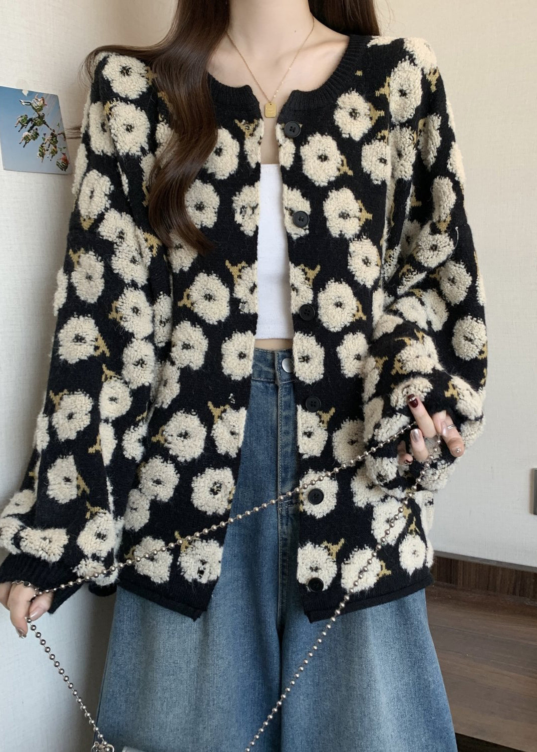 Elegantly Styled Coat for Everyday Wear