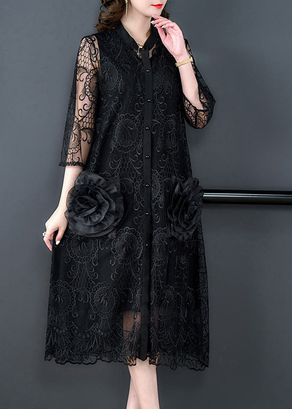 Well Tailored Coat with a Graceful Silhouette