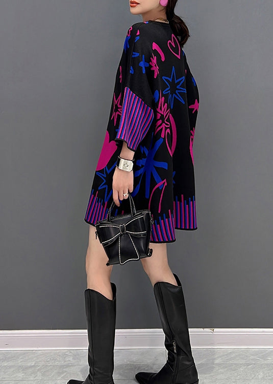 Well Tailored Sweater with a Graceful Silhouette