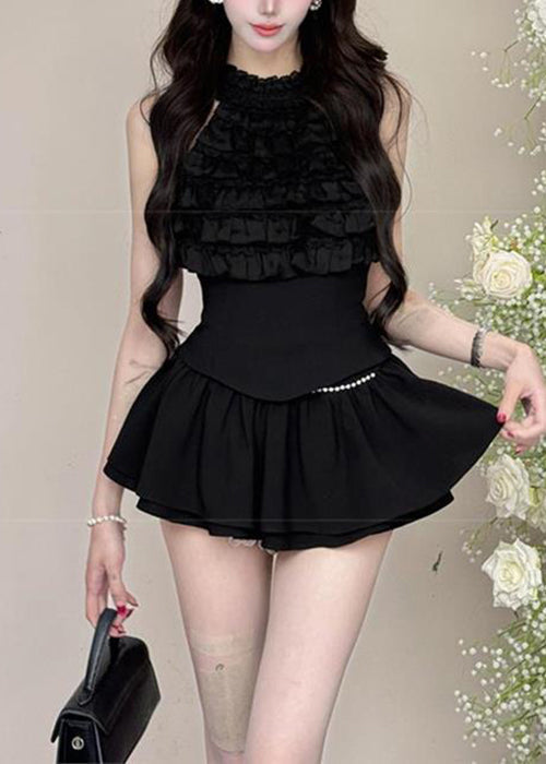A Vintage Style Top with Delicate Timeless Details