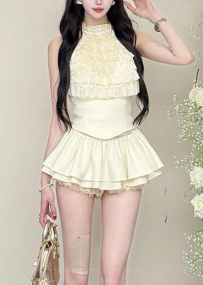 A Vintage Style Top with Delicate Timeless Details