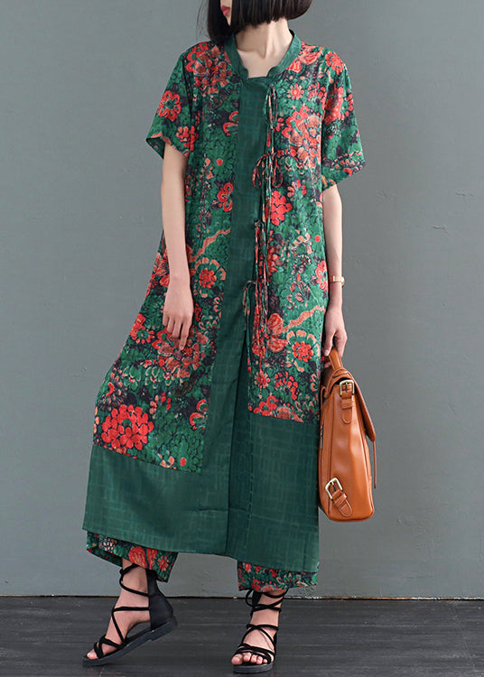 Sophisticated Garment with a Clean Classic Look