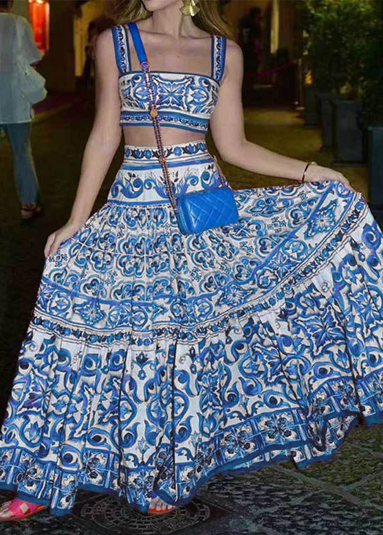 Classic Vintage Garment with a Flattering Fit
