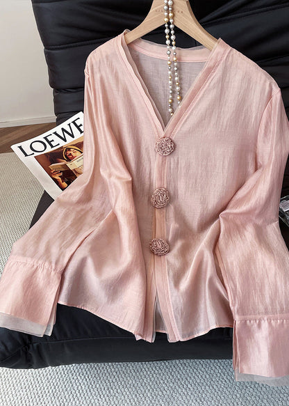Effortlessly Elegant Shirt with a Timeless Design