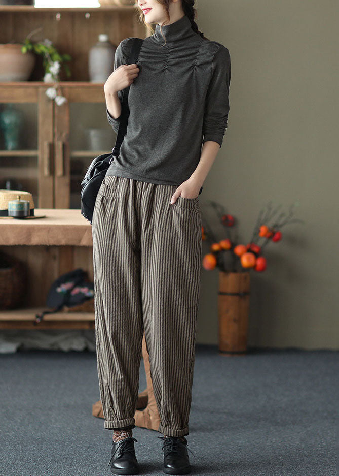 Classic Vintage Pants with a Flattering Fit