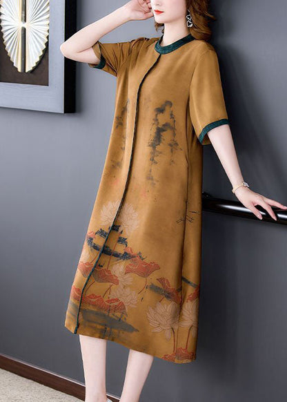 Classic Vintage Dress with a Flattering Fit