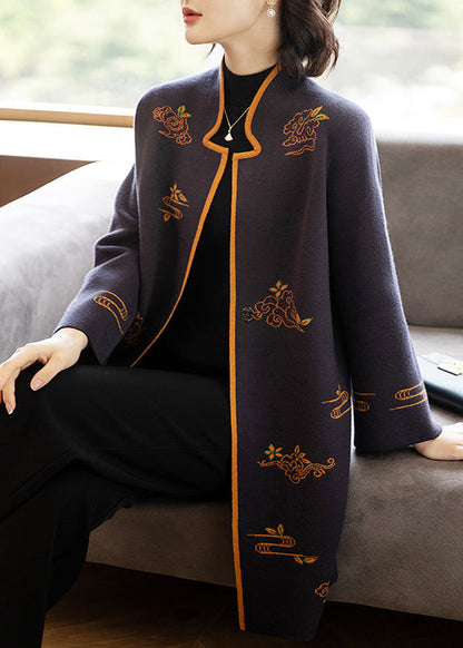 Elegantly Styled Coat for Everyday Wear