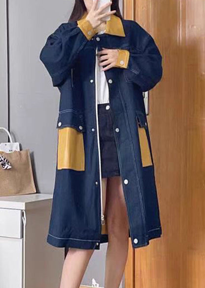 Well Tailored Coat with a Graceful Silhouette