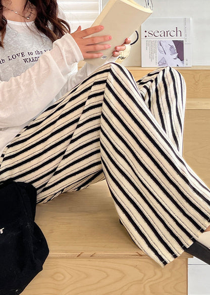 Elegantly Styled Pants for Everyday Wear