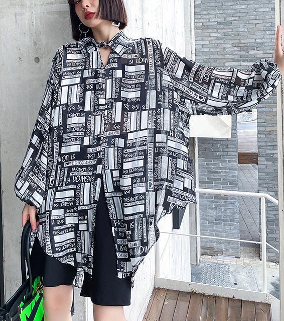 Classic Vintage Shirt with a Flattering Fit