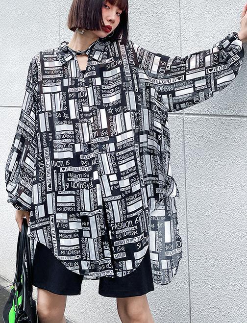 Classic Vintage Shirt with a Flattering Fit
