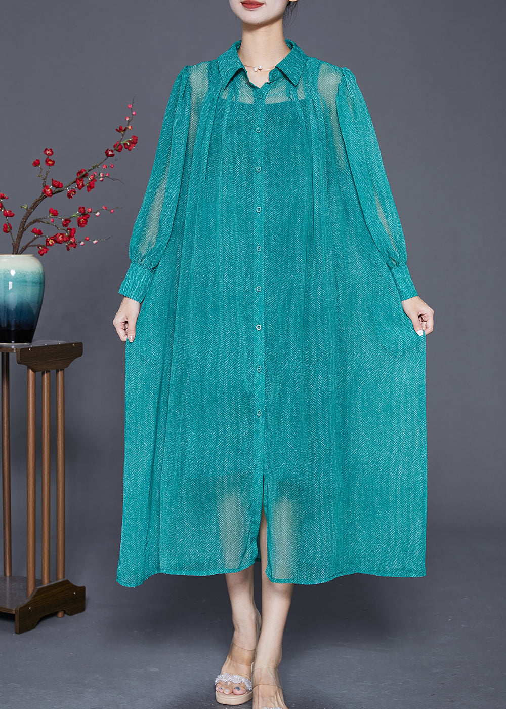 Sophisticated Garment with a Clean Classic Look