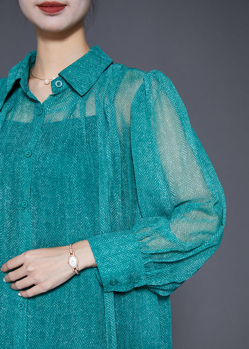 Beautifully Finished Garment in a Timeless Design