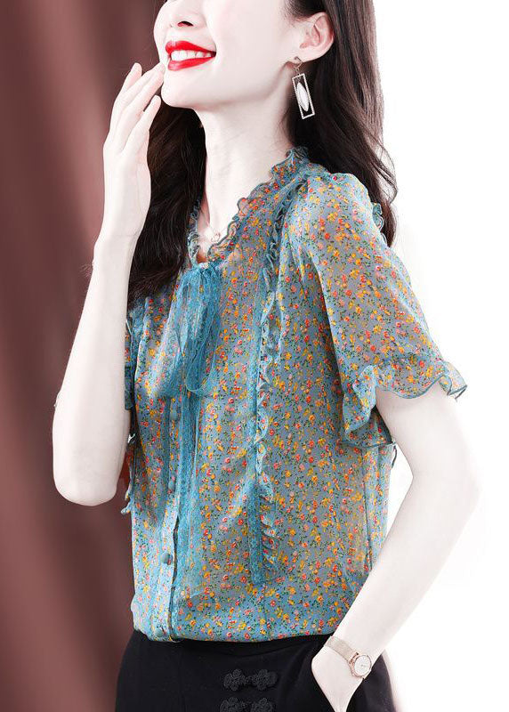 Effortlessly Elegant Blouse with a Timeless Design