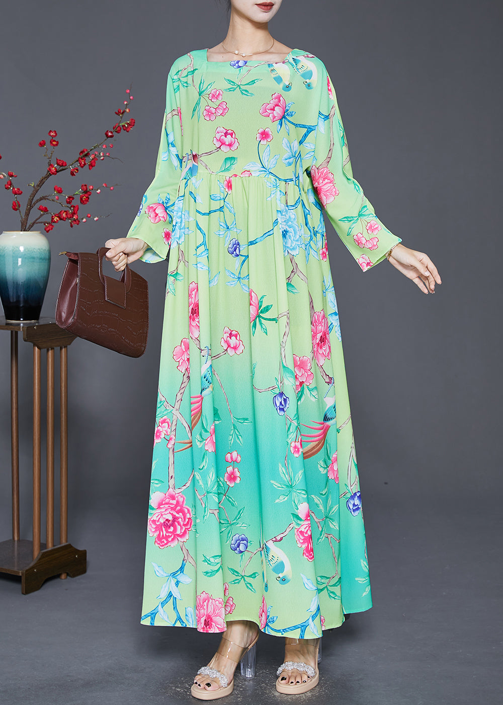 Classic Vintage & Enduringly Stylish Dress