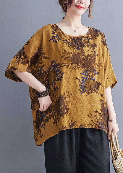 Well Tailored Top with a Graceful Silhouette