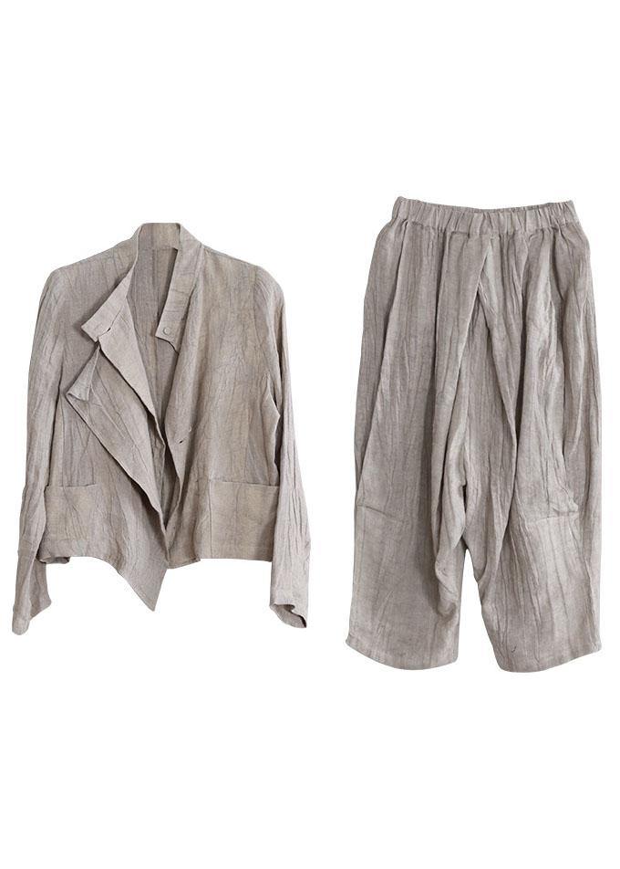 Effortlessly Elegant Garment with a Timeless Design