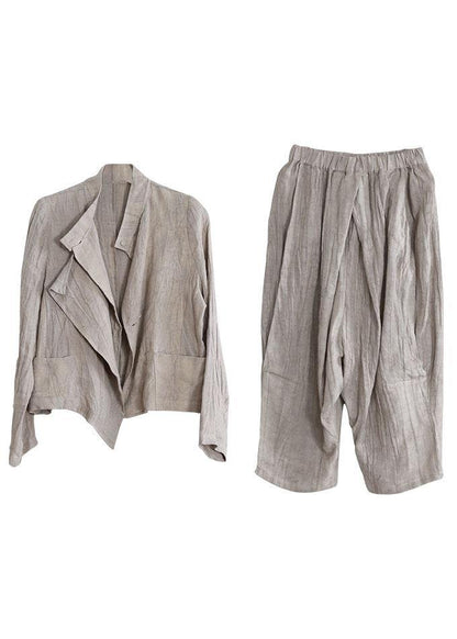 Effortlessly Elegant Garment with a Timeless Design