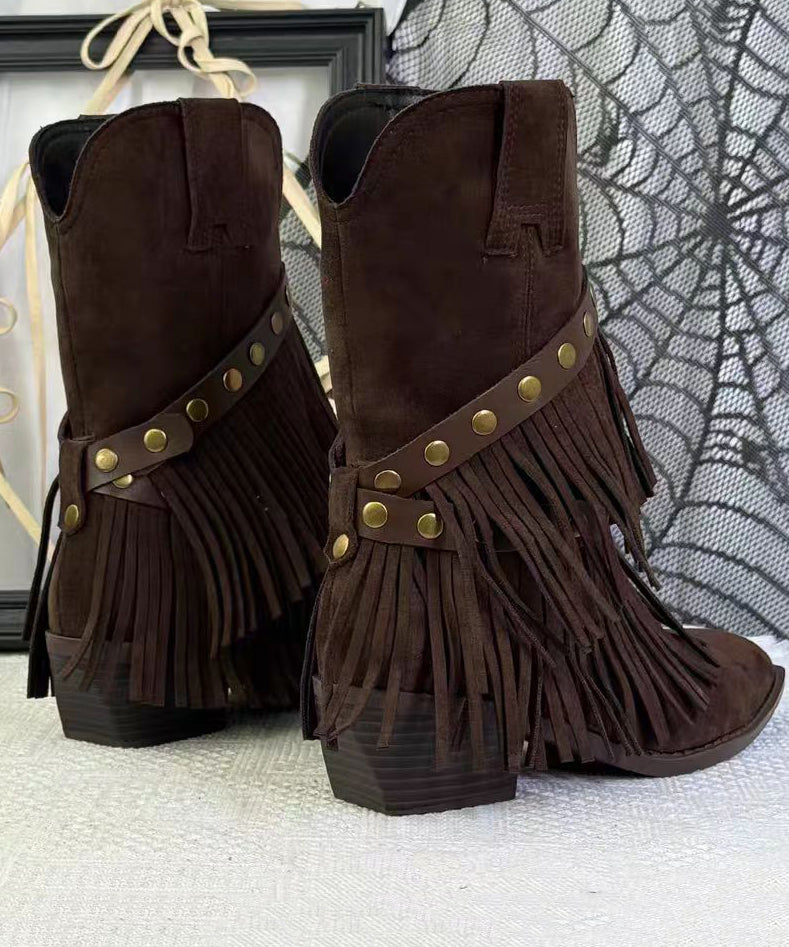 Graceful Orthopedic Boots for Modern Look