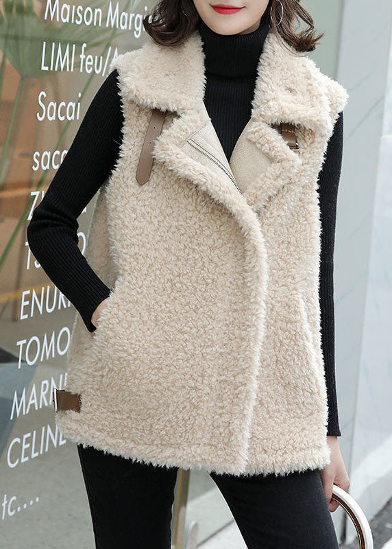 Beautifully Crafted Coat in a Classic Style