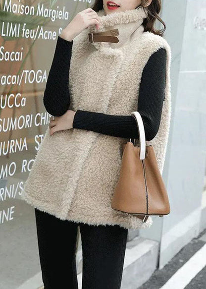 Beautifully Crafted Coat in a Classic Style