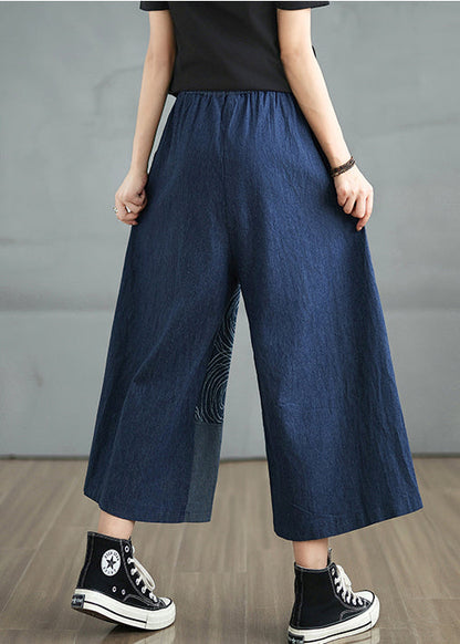 Effortlessly Elegant Pants with a Timeless Design