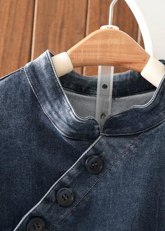 Effortlessly Elegant Top with a Timeless Design