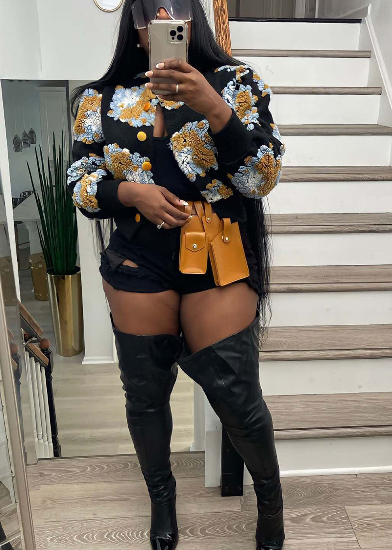Elegantly Styled Jacket for Everyday Wear