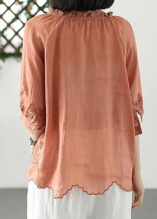 Classic Vintage Shirt with a Flattering Fit