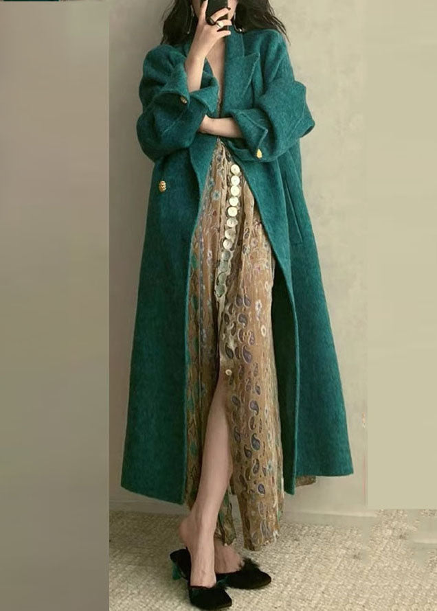 Classic Vintage & Enduringly Stylish Coat
