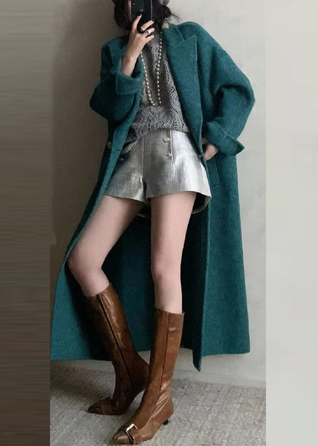Classic Vintage & Enduringly Stylish Coat