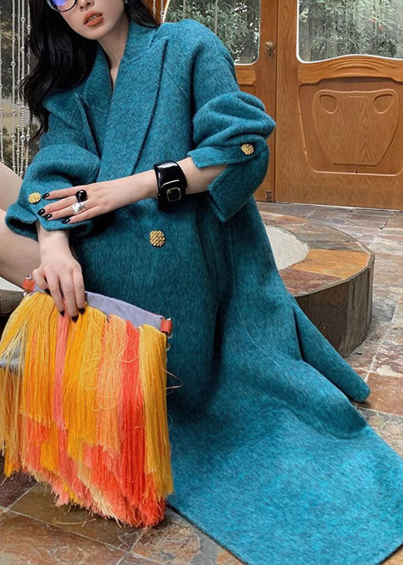 Classic Vintage & Enduringly Stylish Coat