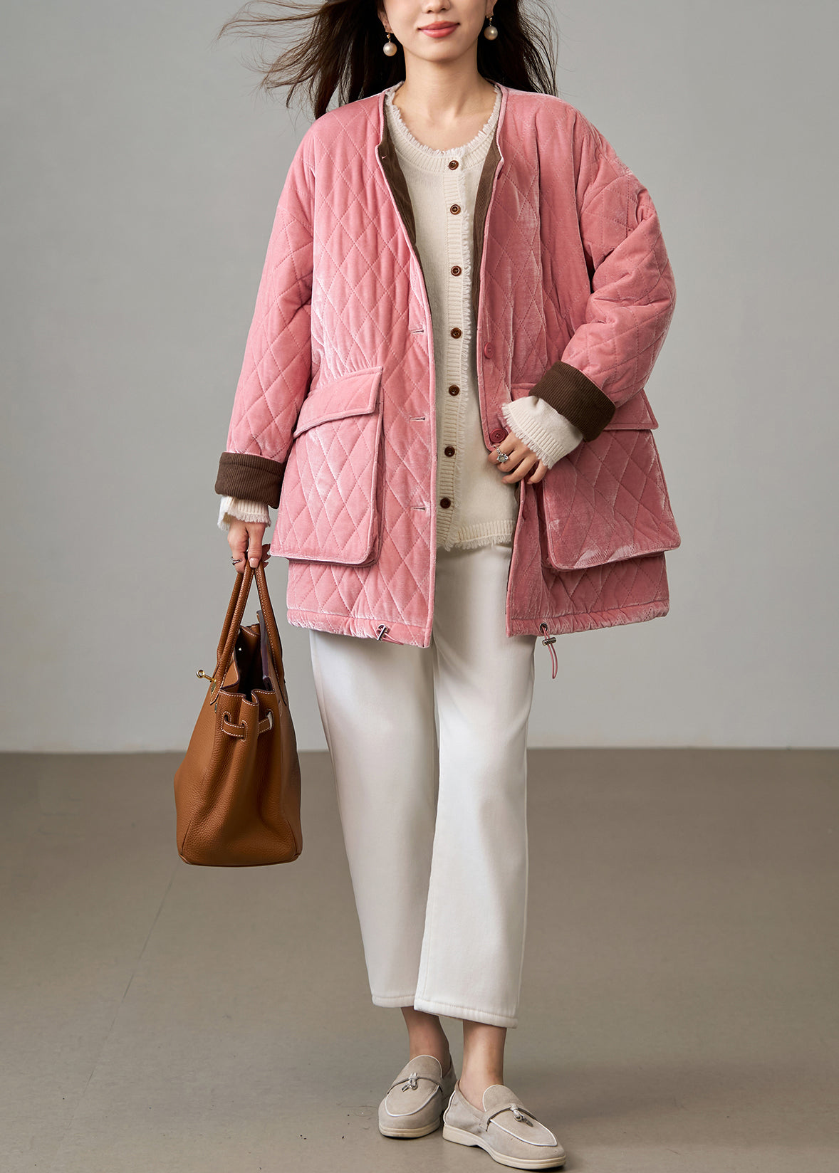Elegantly Styled Jacket for Everyday Wear
