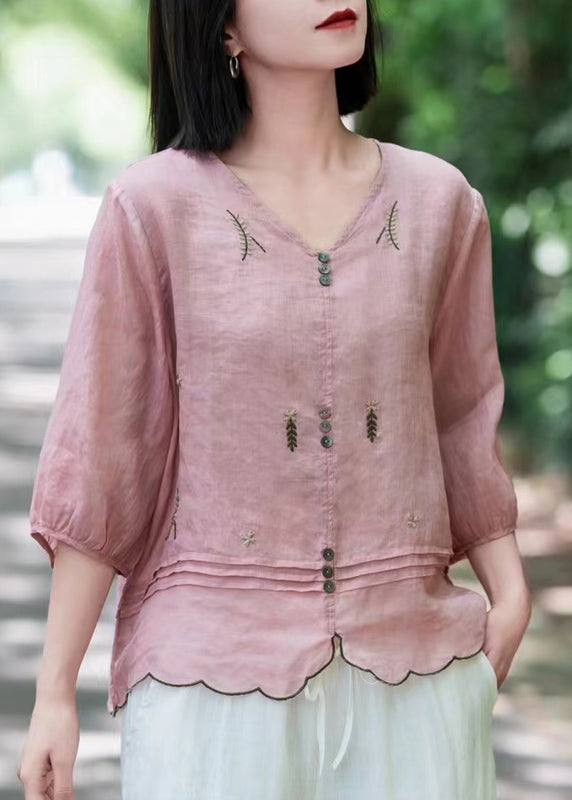 Effortlessly Elegant Top with a Timeless Design