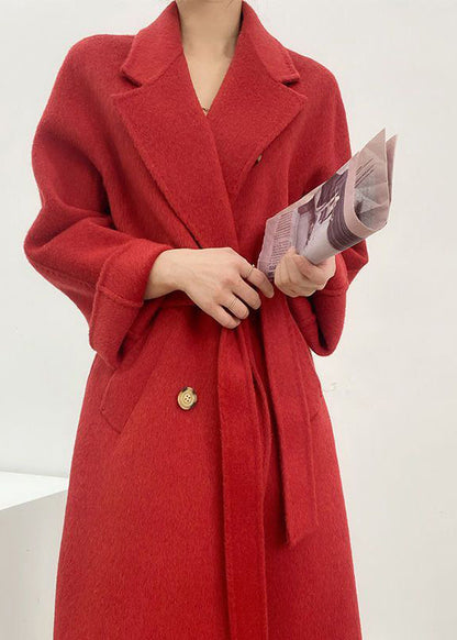 Sophisticated Coat with a Clean Classic Look